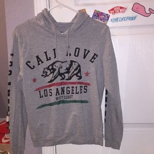 los angles hoodie. it’s thin